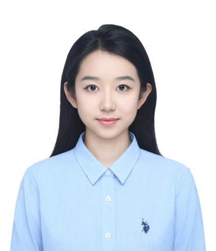 闫鑫怡的照片